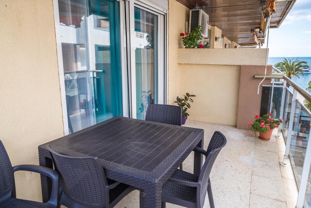 Apartamento En サロウ エクステリア 写真